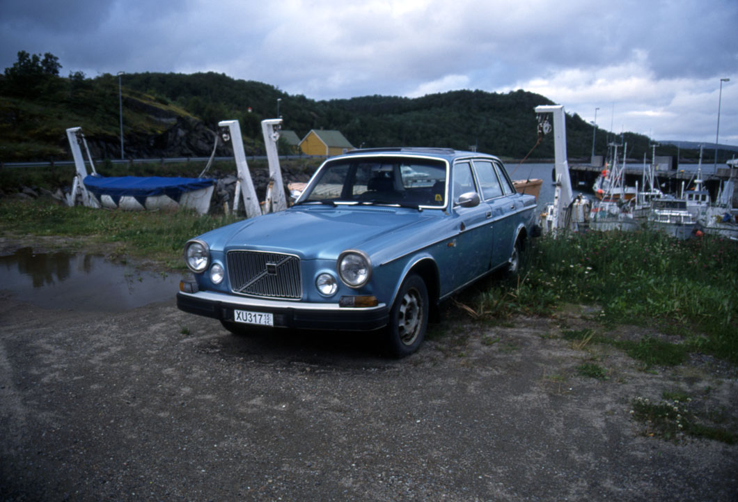 fotka / image Volvo v pstavu Skutvika, Norsko - Svartisen a Lofoty