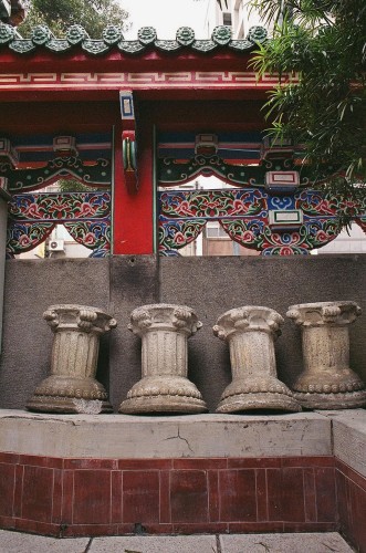 foto / image nejstarsi chram v Taipei