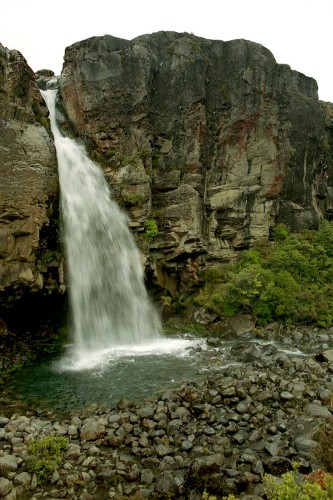 foto / image Taranaki Falls v Tongariro NP