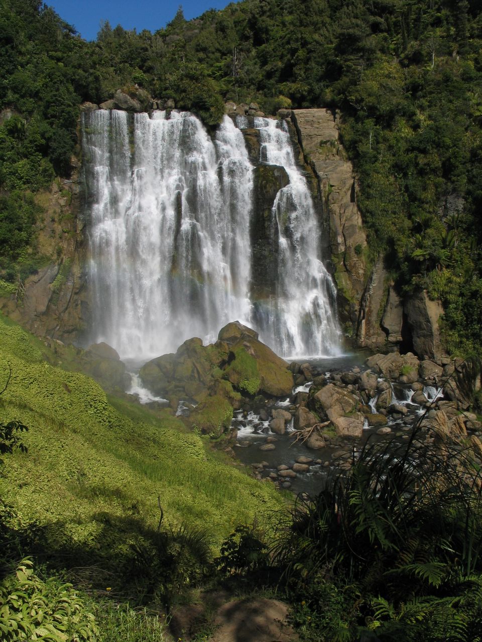 fotka / image Marokopa Falls, New Zealand