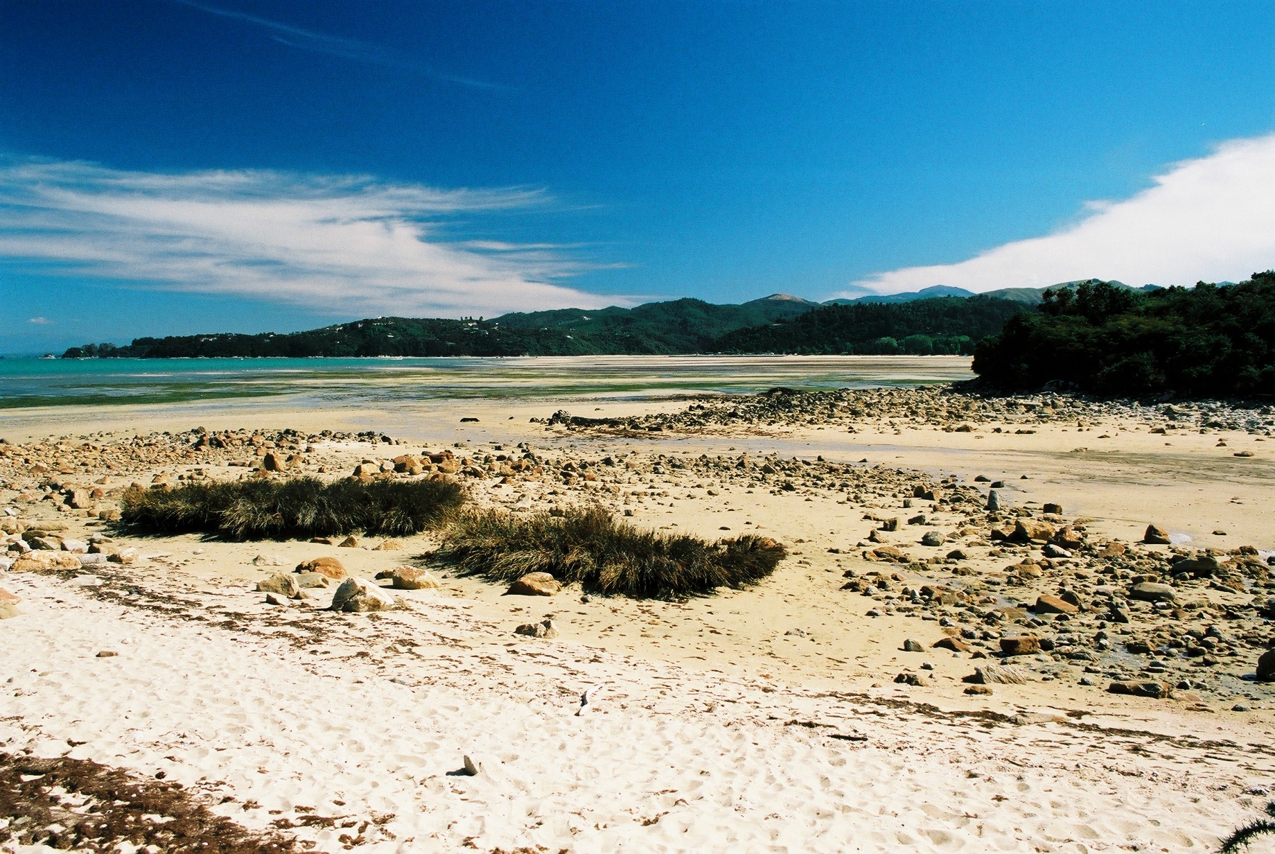 fotka / image Abel Tasman National Park, color negatives, New Zealand