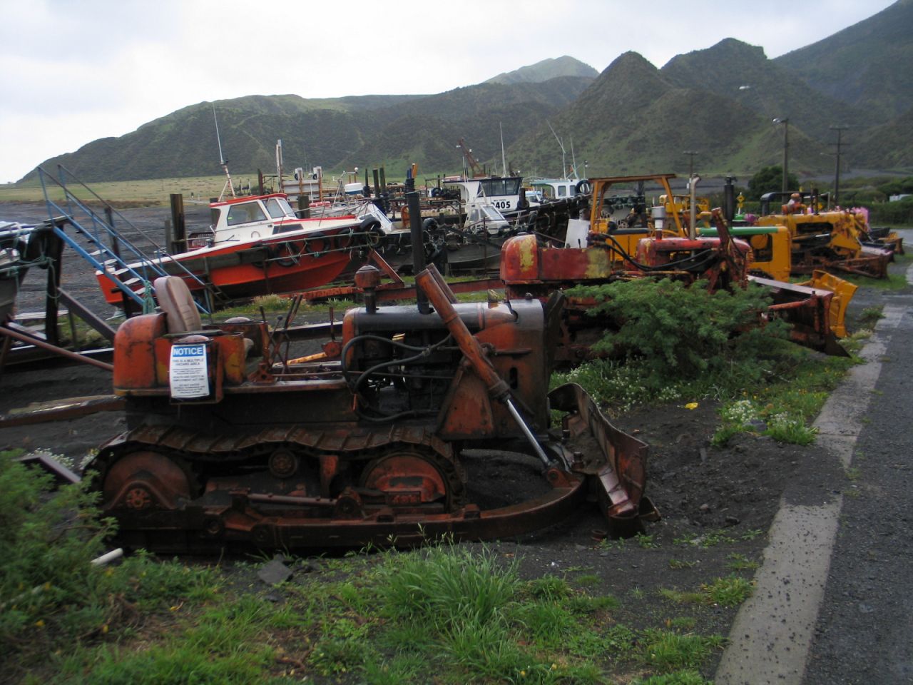 fotka / image traktory v Ngawi, New Zealand, kolekce E