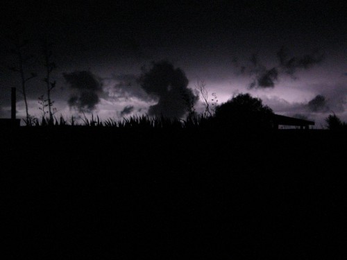 foto / image bouře v dáli v Northland