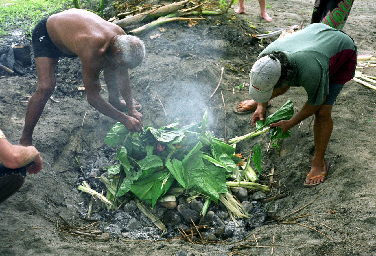 fotka / image zakopvn umu, Cook Islands