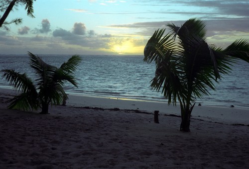 foto / image obligátní západ slunce, Aitutaki
