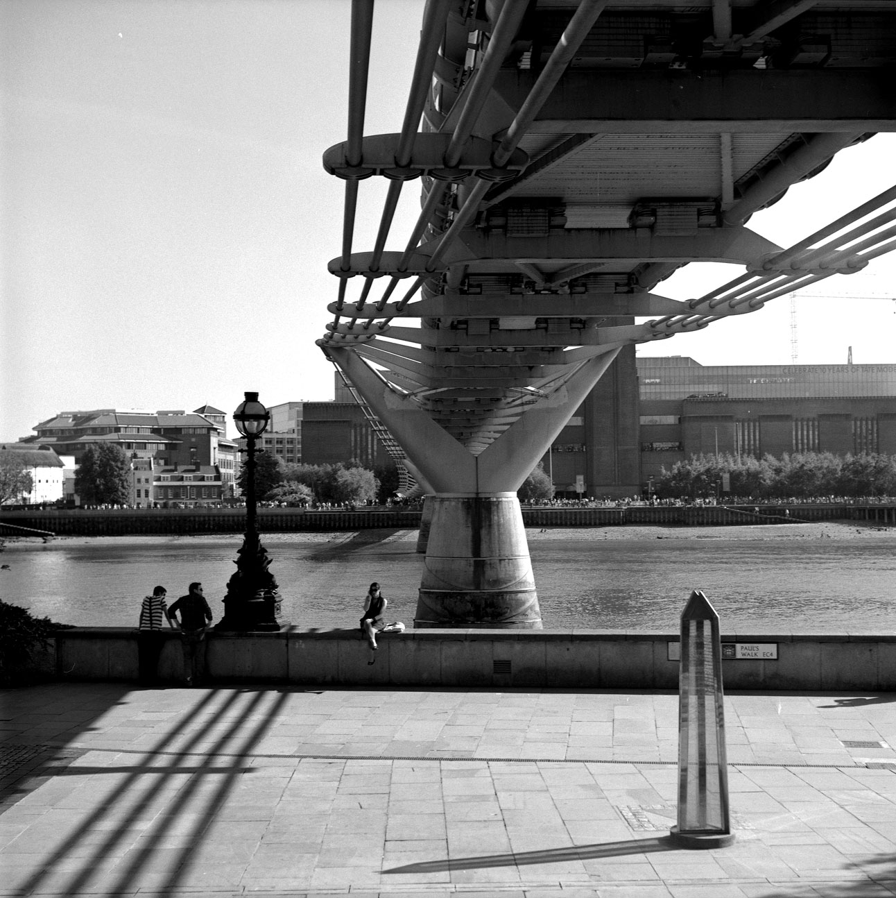 fotka / image Millenium Bridge, Summer in London